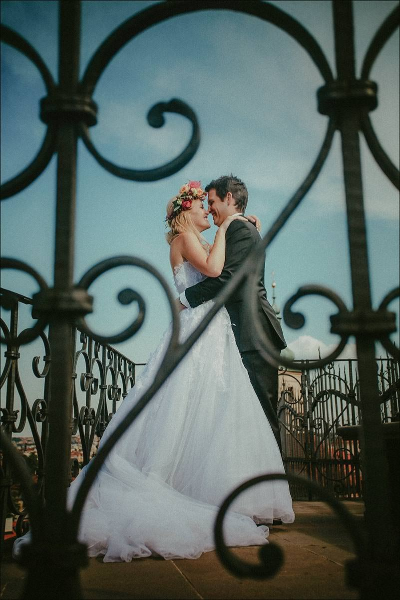 Michelle & Dan — Designer Vrtba Garden Wedding Photography, Prague