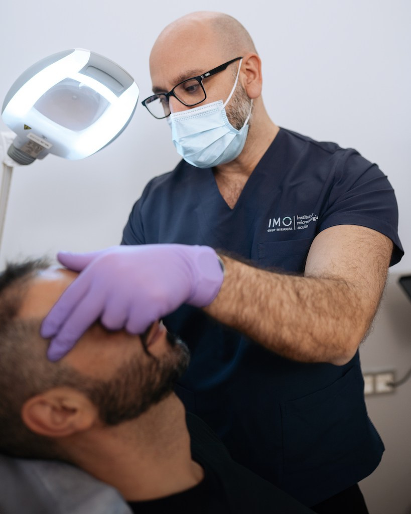 Фотосъёмка для частной клиники в Москве | Портреты врачей и рабочих процессов. Портретный фотограф в Москве — личные и бизнес-задачи | Денис Карелов