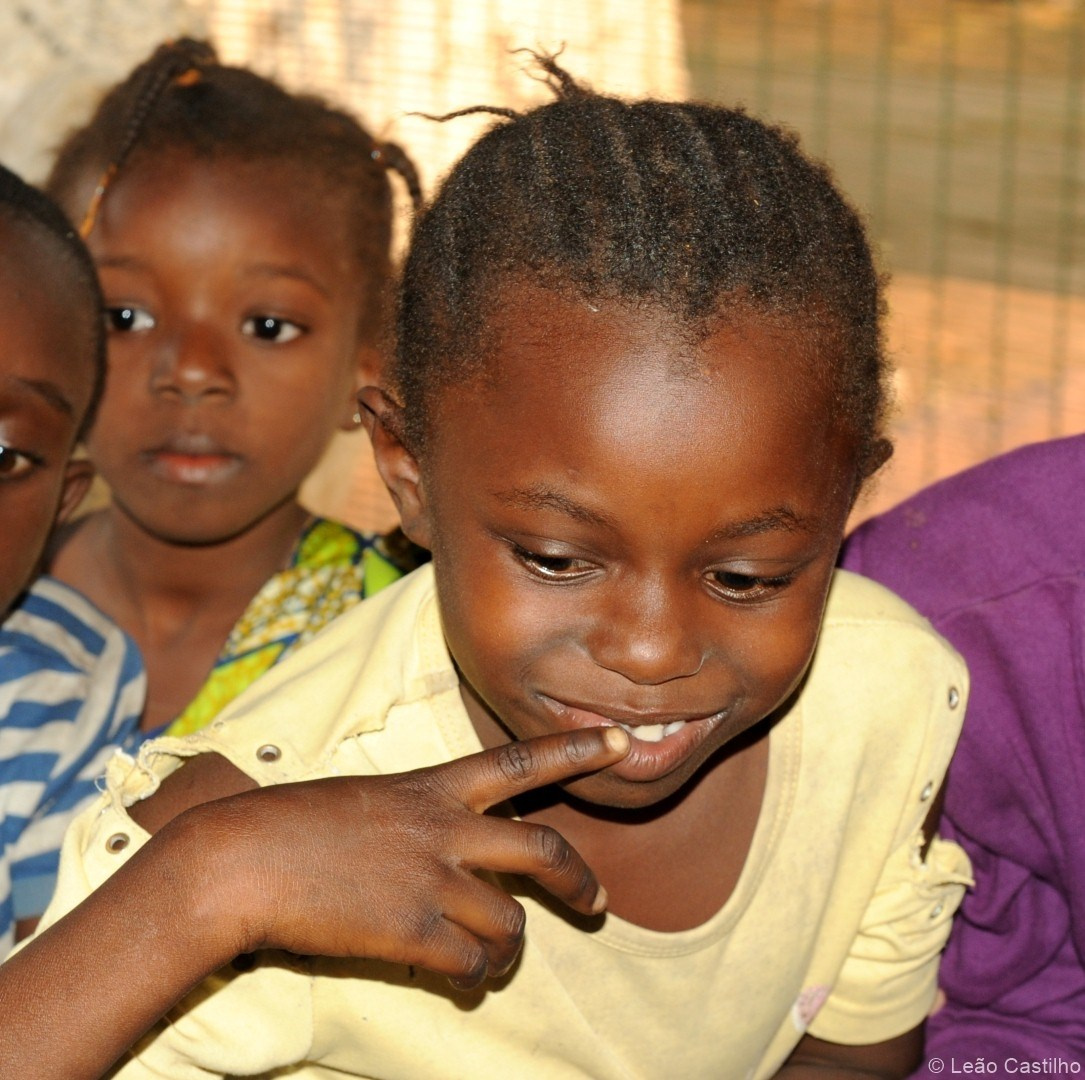 Photos of volunteer work in Congo. Simbahalu
