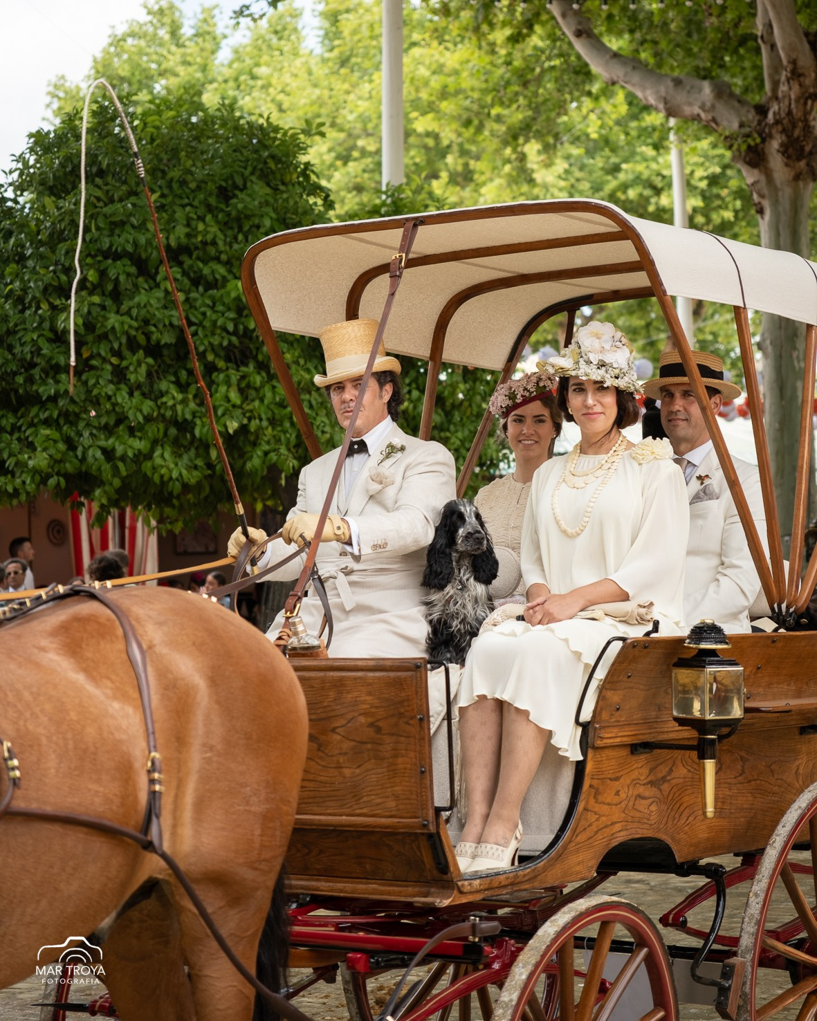 Feria de Sevilla 2025. Fotos con huella, fotografía de perros y mascotas en Sevilla