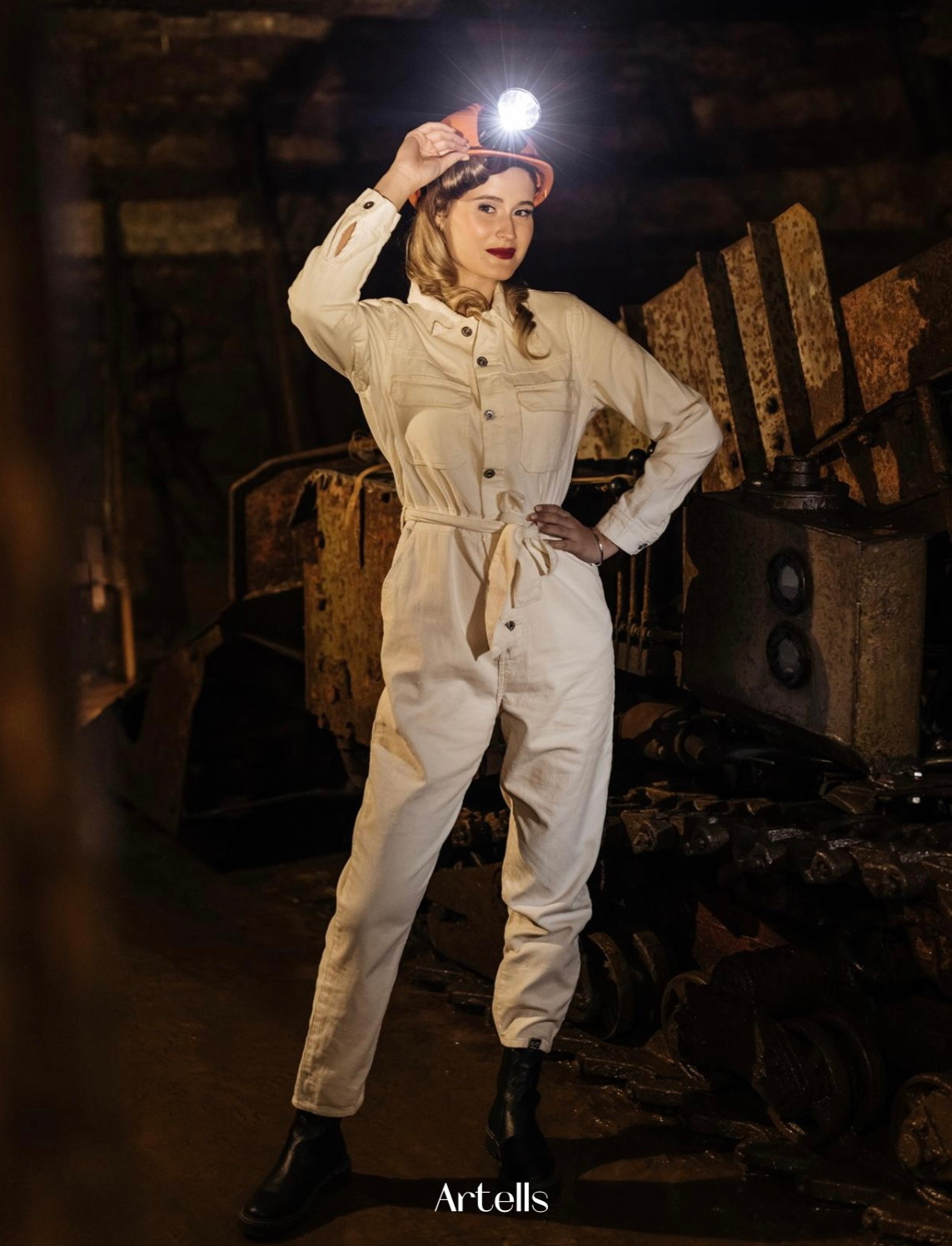 Published in Artells Magazine vol.580. Portree fotograaf Tallinnas