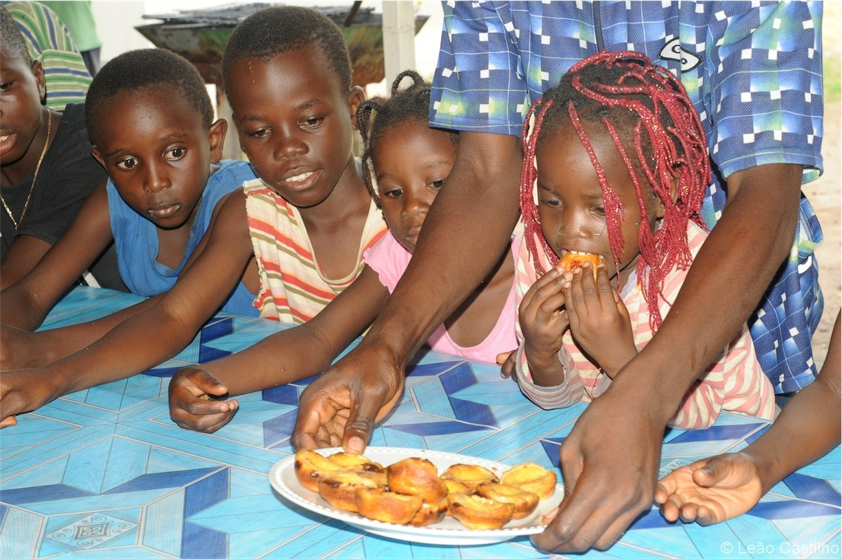 Photos of volunteer work in Congo. Simbahalu