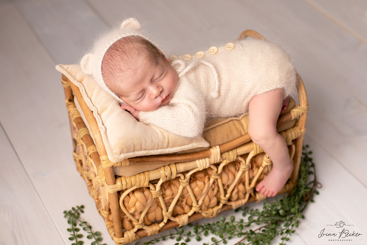 Babyfotograf Ulm, Babyfotograf Neu-Ulm, Babyfotograf Münsingen, Babyfotograf Metzingen, Babyfotograf Göppingen, Babyfotograf Tübingen, Babyfotograf Memmingen, Babyfotograf Reutlingen, Babyfotograf Stuttgart, Babyfotograf Günzburg, Babyfotograf Biberach an der Riss, Babyfotograf Alb-Donau-Kreis, Babyfotograf Bad Saulgau, Babyfotograf Bad Waldsee, Babyfotograf Ehingen, neugeborenenfotografie Ulm, neugeborenenfotografie Neu-Ulm, neugeborenenfotografie Stuttgart, neugeborenenfotografie Metzingen, neugeborenenfotografie Münsingen, neugeborenenfotografie Bad Saulgau, neugeborenenfotografie Bad Waldsee, neugeborenenfotografie Ehingen, neugeborenenfotografie Langenau, neugeborenenfotografie Ravensburg, neugeborenenfotografie Sigmaringen, Fograf Ulm, Fotograf Ehingen, Fotograf Bad Waldsee, Fotograf Bad Urach