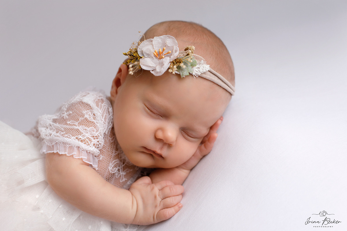 Babyfotograf Ulm, Babyfotograf Neu-Ulm, Babyfotograf Münsingen, Babyfotograf Metzingen, Babyfotograf Göppingen, Babyfotograf Tübingen, Babyfotograf Memmingen, Babyfotograf Reutlingen, Babyfotograf Stuttgart, Babyfotograf Günzburg, Babyfotograf Biberach an der Riss, Babyfotograf Alb-Donau-Kreis, Babyfotograf Bad Saulgau, Babyfotograf Bad Waldsee, Babyfotograf Ehingen, neugeborenenfotografie Ulm, neugeborenenfotografie Neu-Ulm, neugeborenenfotografie Stuttgart, neugeborenenfotografie Metzingen, neugeborenenfotografie Münsingen, neugeborenenfotografie Bad Saulgau, neugeborenenfotografie Bad Waldsee, neugeborenenfotografie Ehingen, neugeborenenfotografie Langenau, neugeborenenfotografie Ravensburg, neugeborenenfotografie Sigmaringen, Fograf Ulm, Fotograf Ehingen, Fotograf Bad Waldsee, Fotograf Bad Saulgau