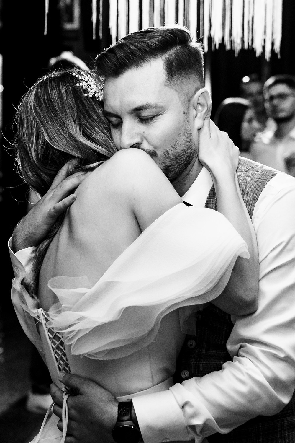 Mădălina & Adrian. Acasă