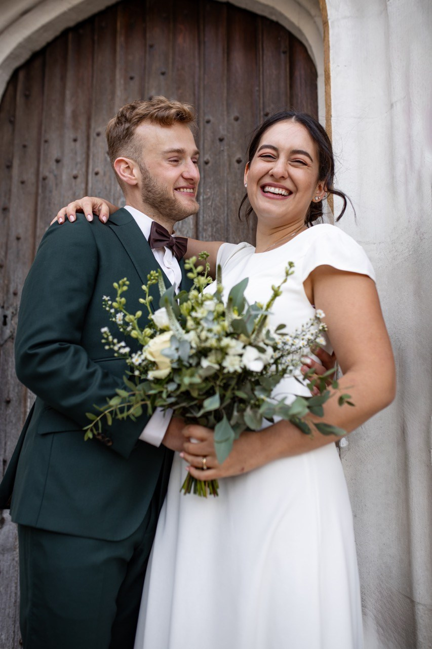 Svatební tým — svatební fotograf a kameraman. Dana Lišková — Empatická fotografka | Introspektivní umělkyně | Neurodivergentní koučka| Zakladatelka Artepy.cz