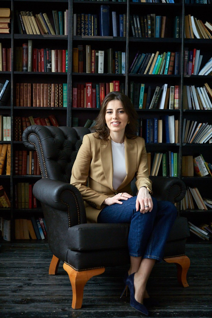 Business portraits. Photographer in Baku Kamran Enceladus