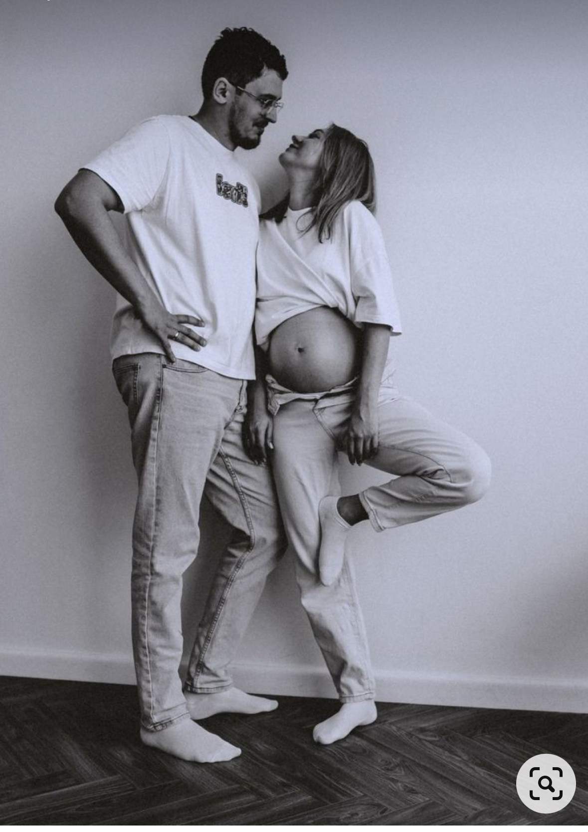 At-Home Maternity Photoshoot Guide | Bay Area Photographer Iryna Rakivnenko. Maternity, newborn photographer in the Bay Area|Iryna Rakivnenko