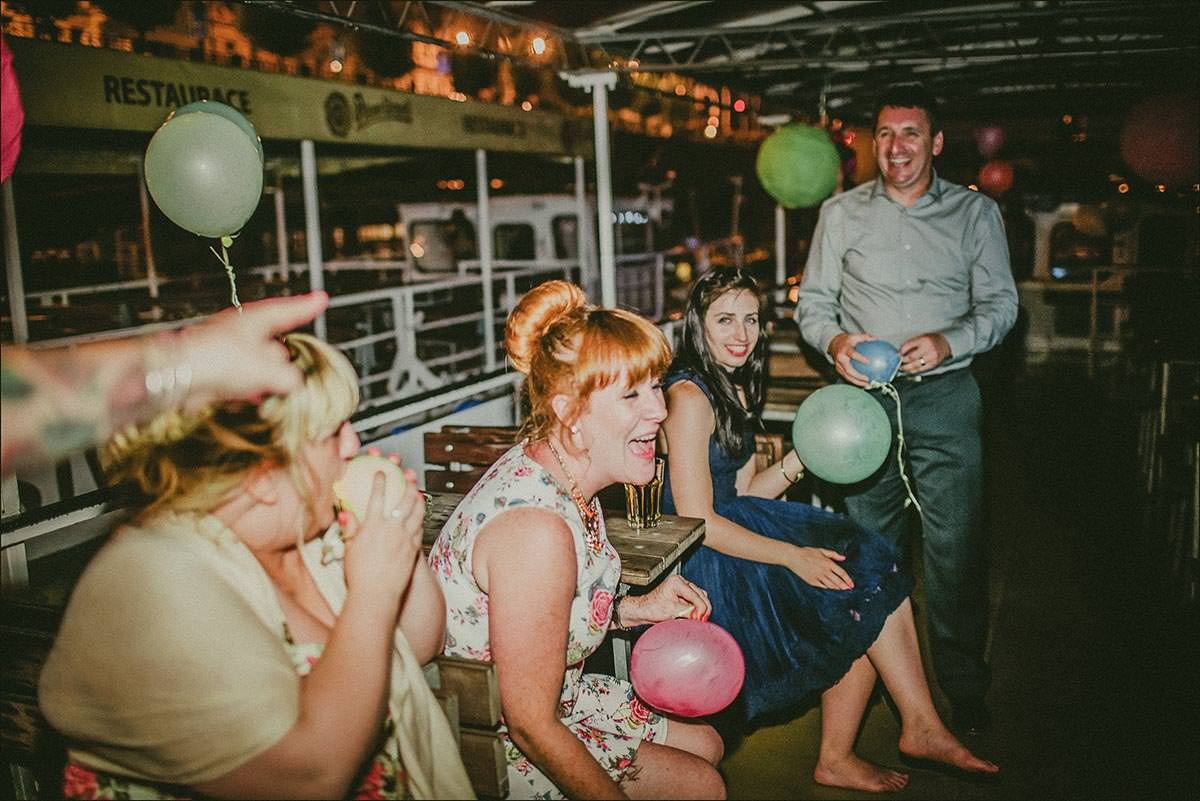 Michelle & Dan — Designer Vrtba Garden Wedding Photography, Prague