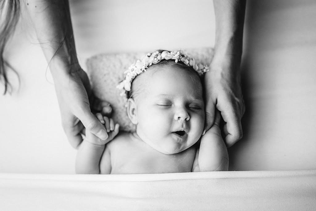 Ședinte foto nou-născuți. Alina Leșan — Fotografie de nou născut, maternitate și familie