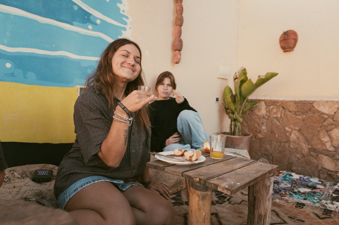 Travel and lifestyle fotografka. Dana Lišková — Empatická fotografka | Introspektivní umělkyně | Neurodivergentní koučka| Zakladatelka Artepy.cz