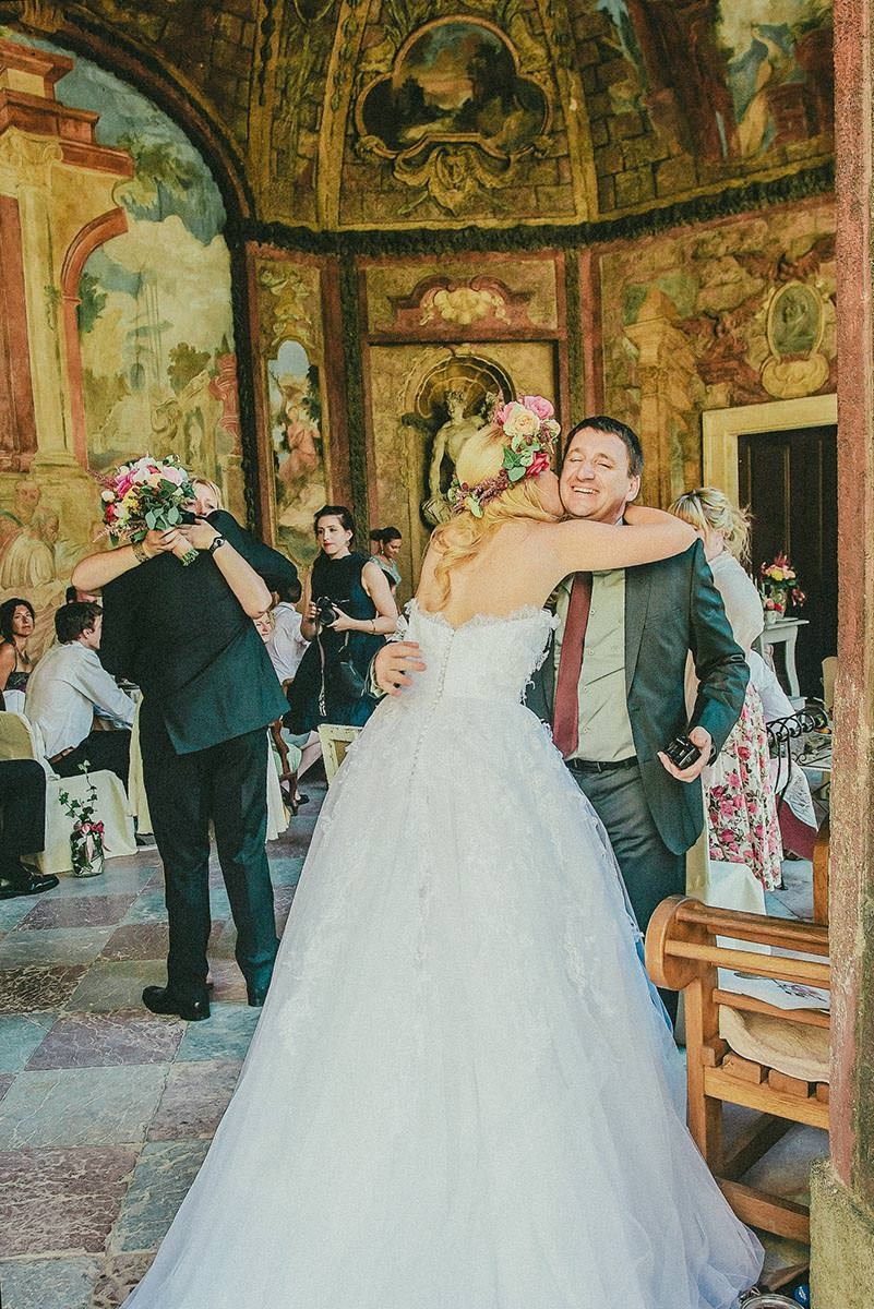 Michelle & Dan — Designer Vrtba Garden Wedding Photography, Prague