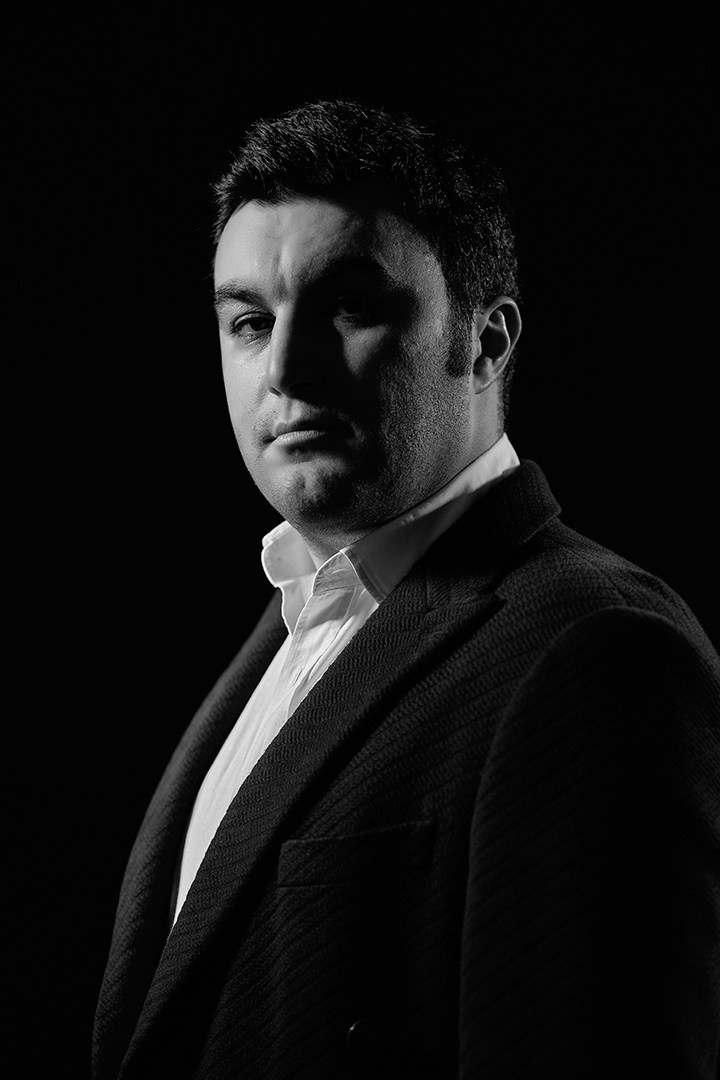 Business portraits. Photographer in Baku Kamran Enceladus