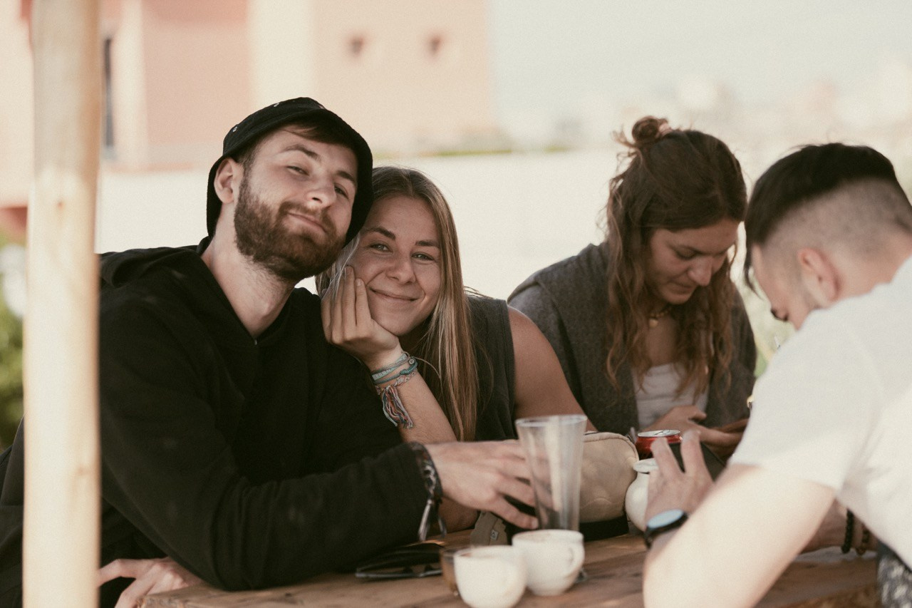 Travel and lifestyle fotografka. Dana Lišková — Empatická fotografka | Introspektivní umělkyně | Neurodivergentní koučka| Zakladatelka Artepy.cz