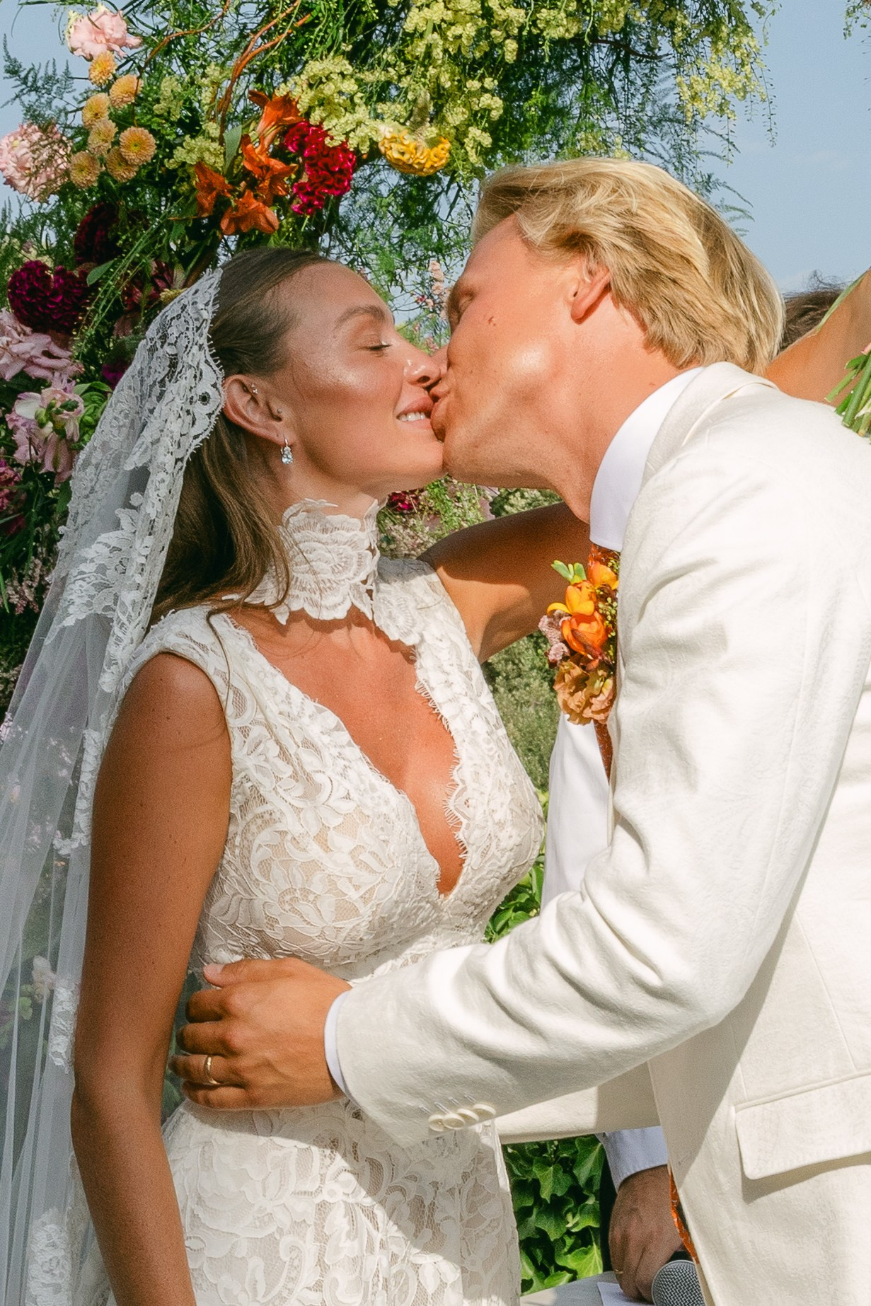 Svea and Axel. Sara Luca | Digital+Film wedding Photographer | Italy and Europe
