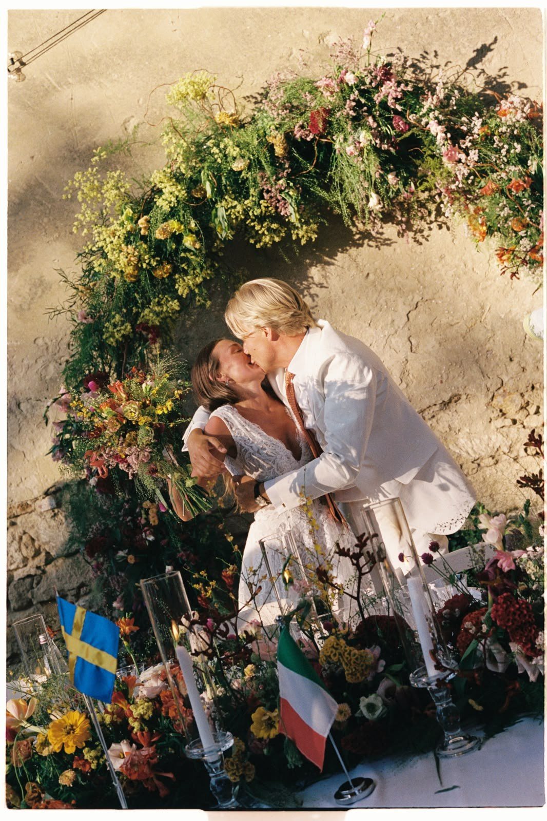 Svea and Axel. Sara Luca | Digital+Film wedding Photographer | Italy and Europe