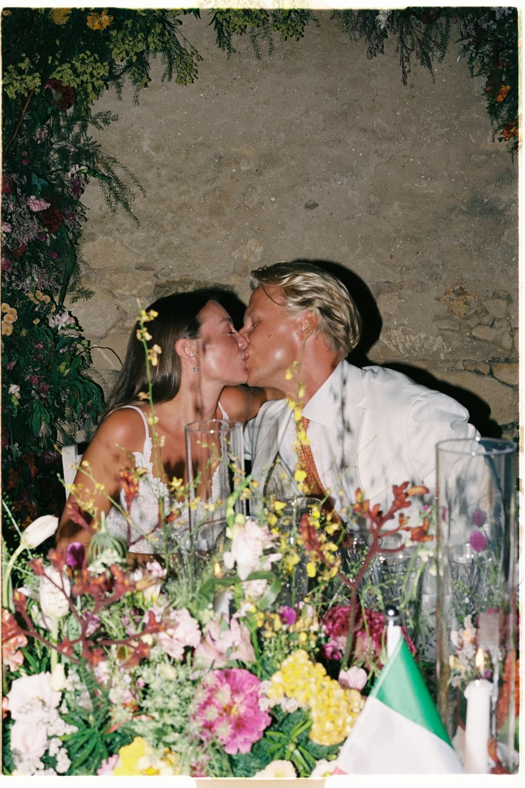 Svea and Axel. Sara Luca | Digital+Film wedding Photographer | Italy and Europe