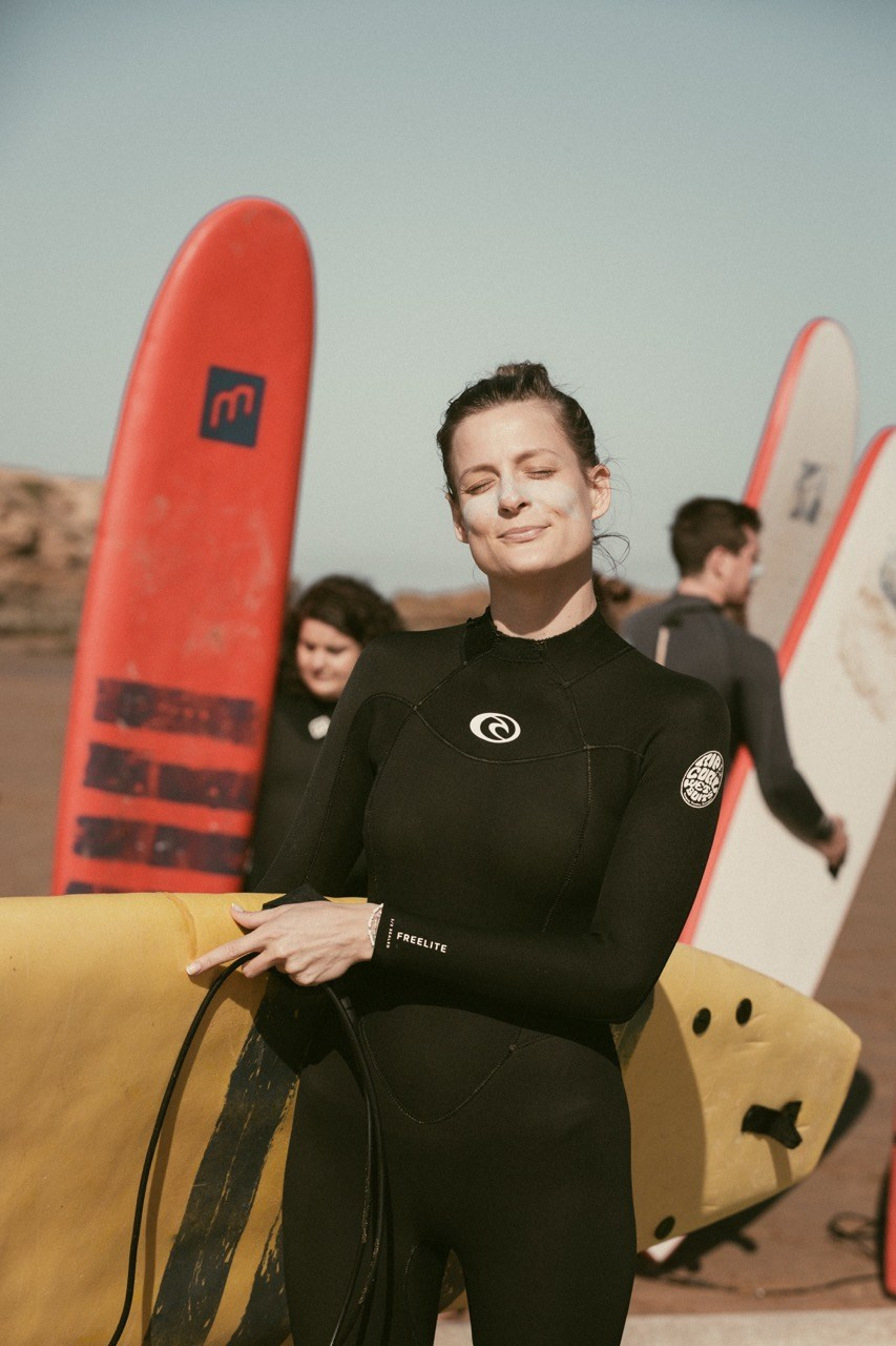 Travel and lifestyle fotografka. Dana Lišková — Empatická fotografka | Introspektivní umělkyně | Neurodivergentní koučka| Zakladatelka Artepy.cz