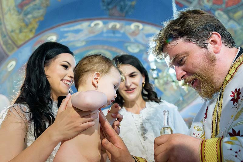 fotograf botez Iasi; fotograf Iasi; foto Iasi; foto video Iasi; botez iasi; stare de bine