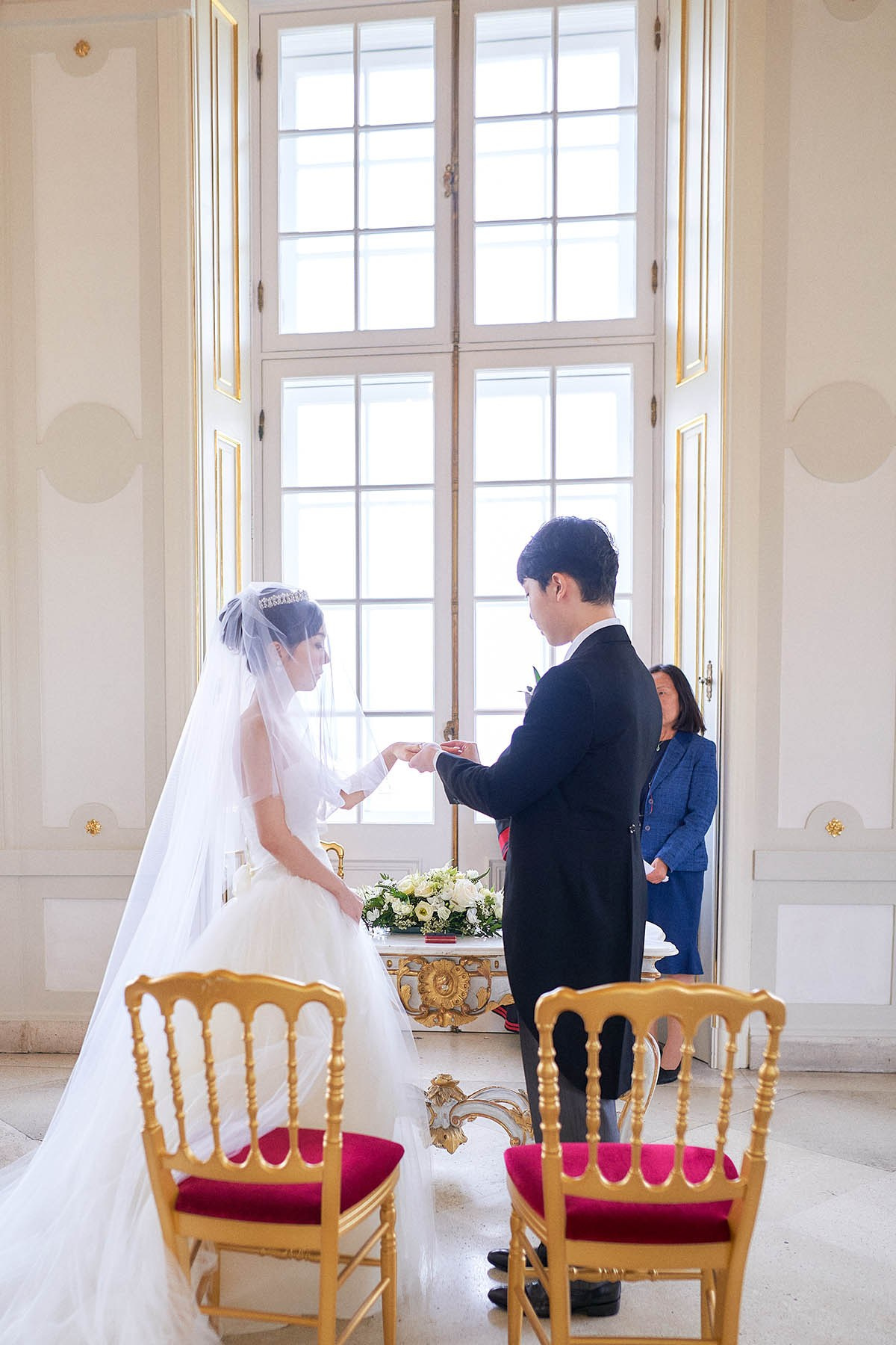 Intimate Belvedere Palace Wedding | Vienna Love Story