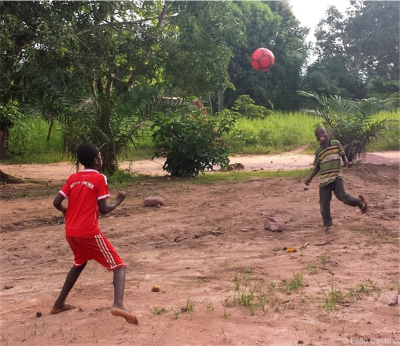 Photos of volunteer work in Congo. Simbahalu