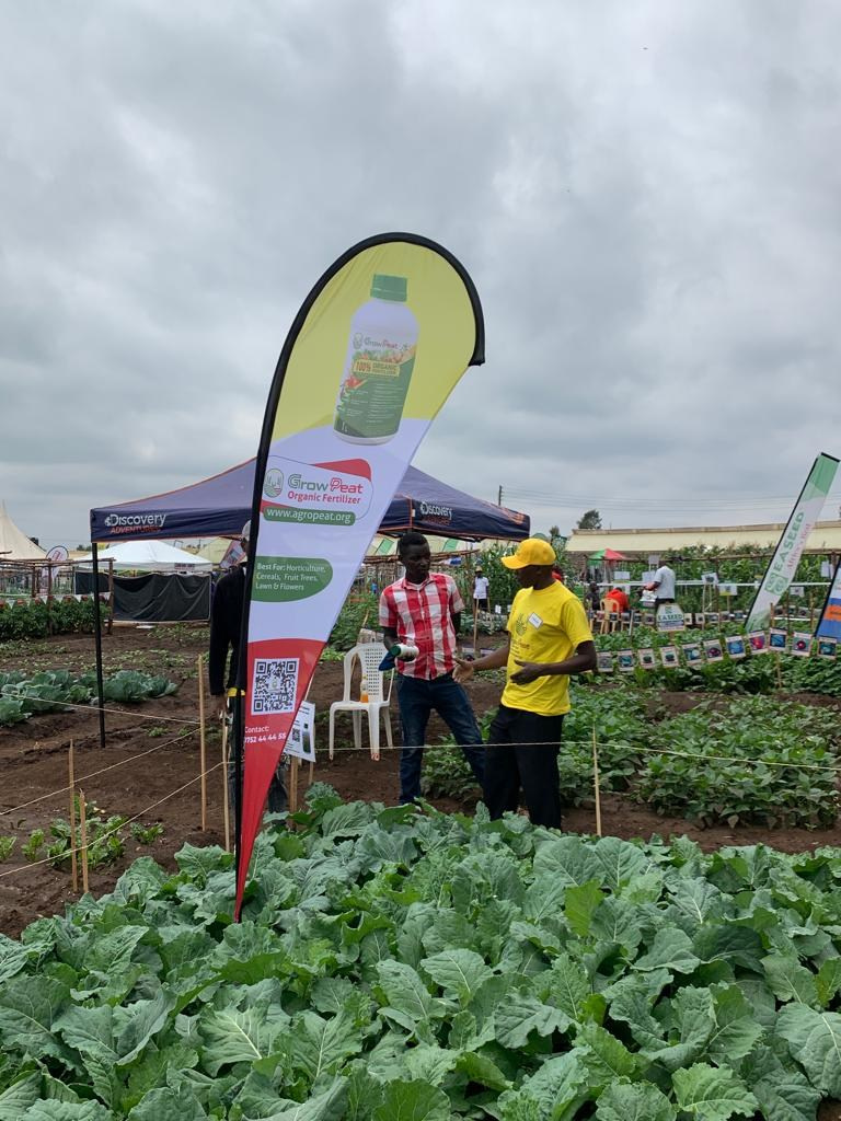 Grow Peat Organic Farming Training Crops and Sustainable Agriculture. Boost Plant Growth with Organic Fertilizers: Our Effective Solution