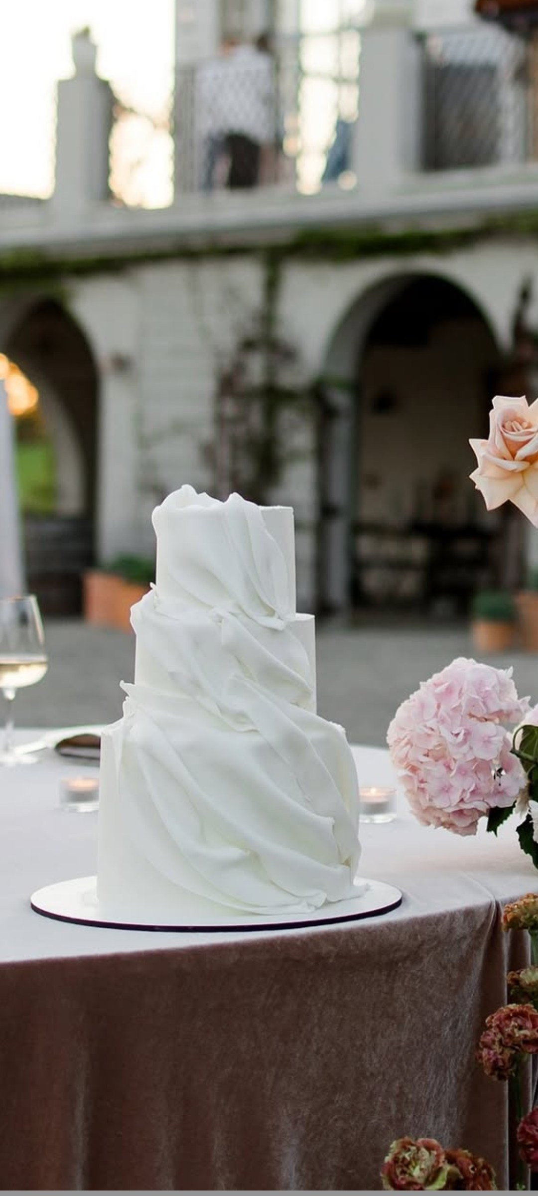 Florence styled photoshoot. Wedding and elopement photographer Italy Tuscany Como Milan Pavia Marija Galaka