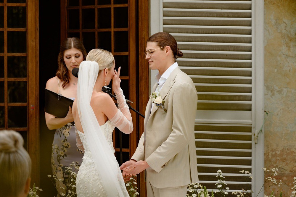 Wedding photography at Fattoria Mansi Bernardini, Lucca. Bella Vita Weddings — Wedding Photography in Dubai & Destination