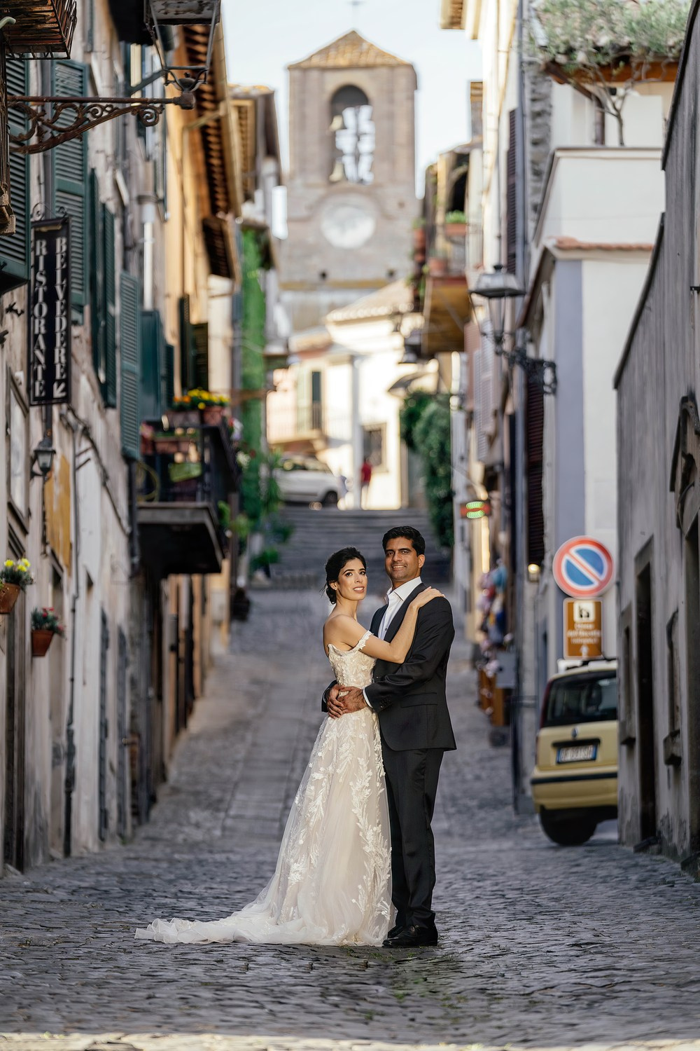 Wedding photoshoot in Anguillara Sabazia. Photographer in Italy Natalie Bero