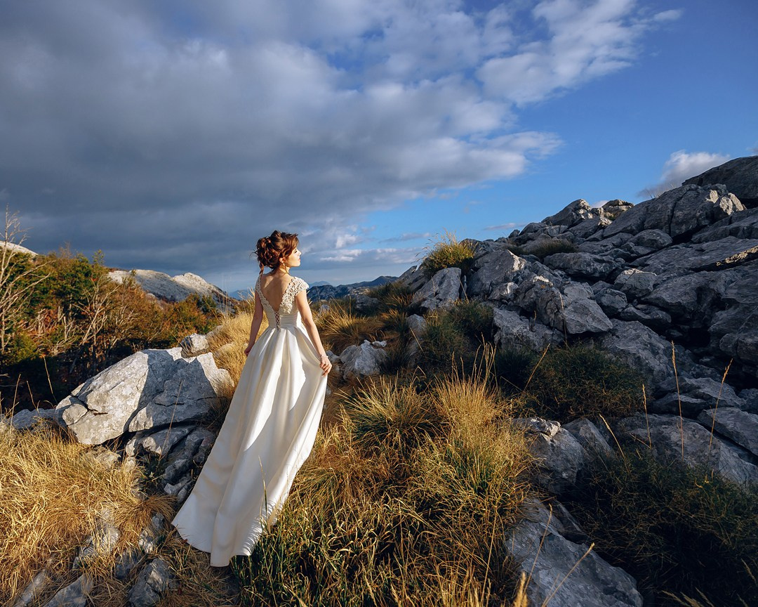 Wedding makeup artist hairdresser in Montenegro. Makeup artist and hairdresser in Montenegro Nadia Lia