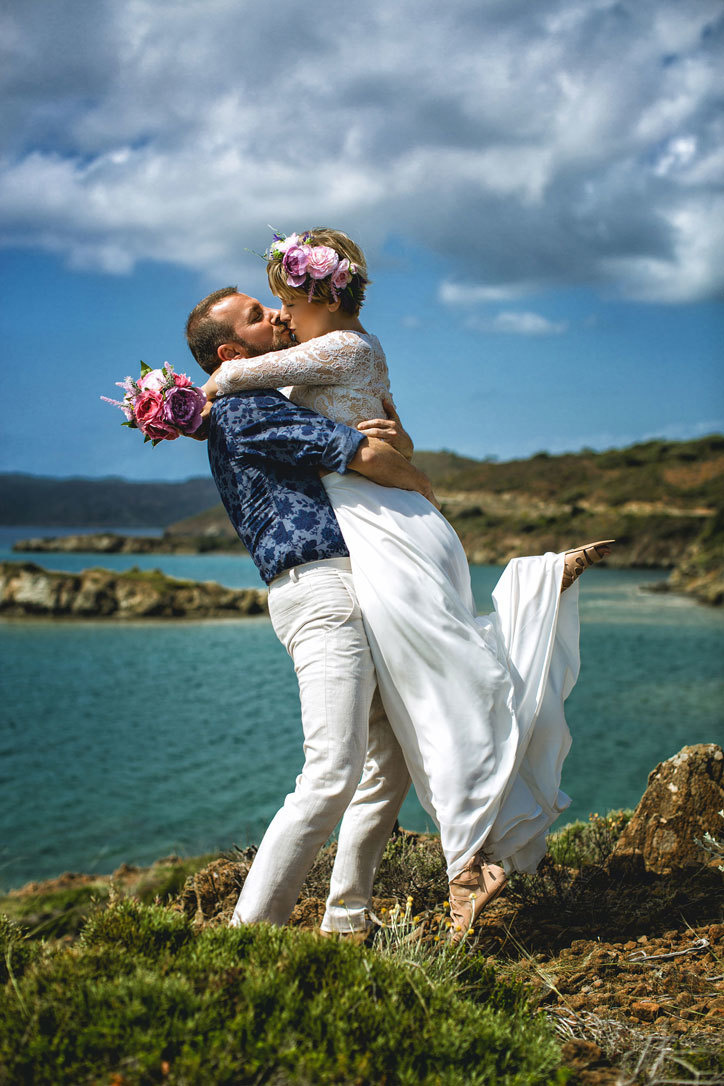 Outdoor wedding photo session on the wild rocky beaches of Amazon. Julia Ganch I Fashion Wedding Photography I Cappadocia Turkey