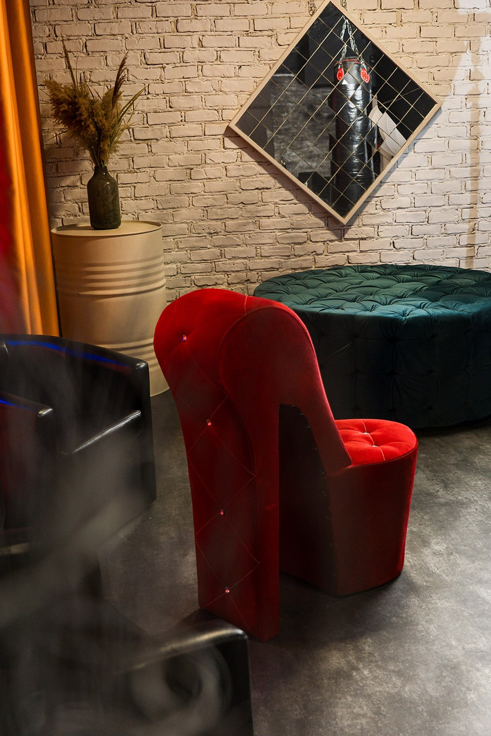 Prezentare studio foto personal Galati. Setup decoruri. Studio foto Galati sexy — boudoir fotograf freelancer Florin Costache