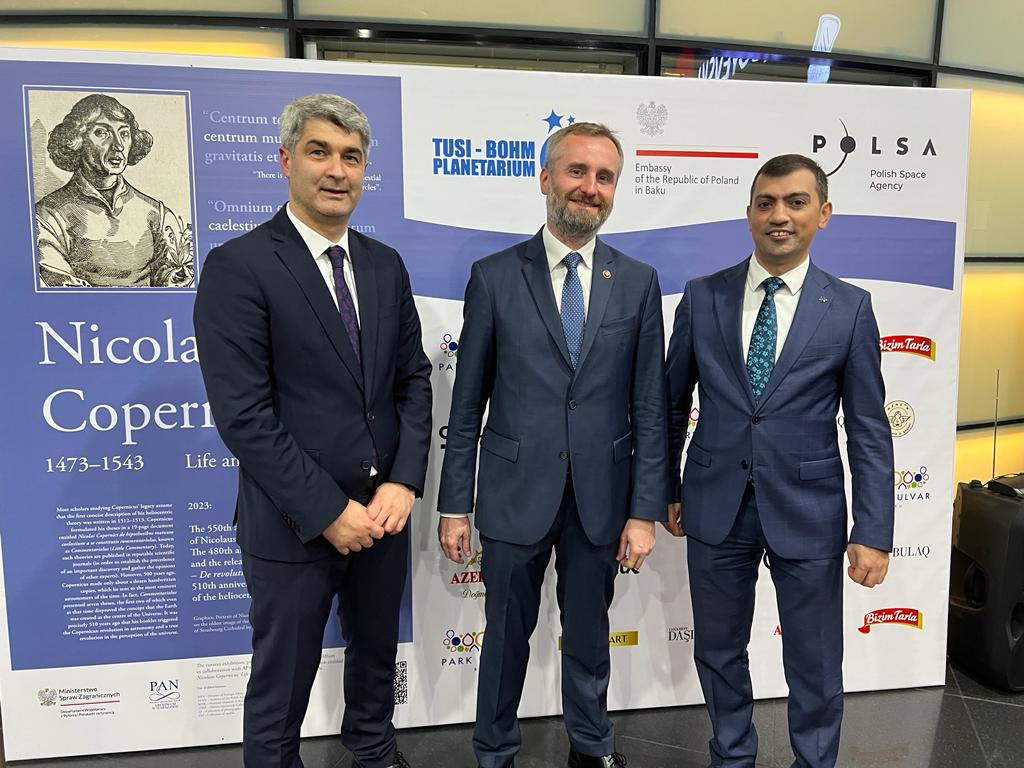 Nikolay Kopernikin 550 illiyinə həsr olunmuş sərgi. Həvəskar Astronomlar Cəmiyyəti — Astronomy.az