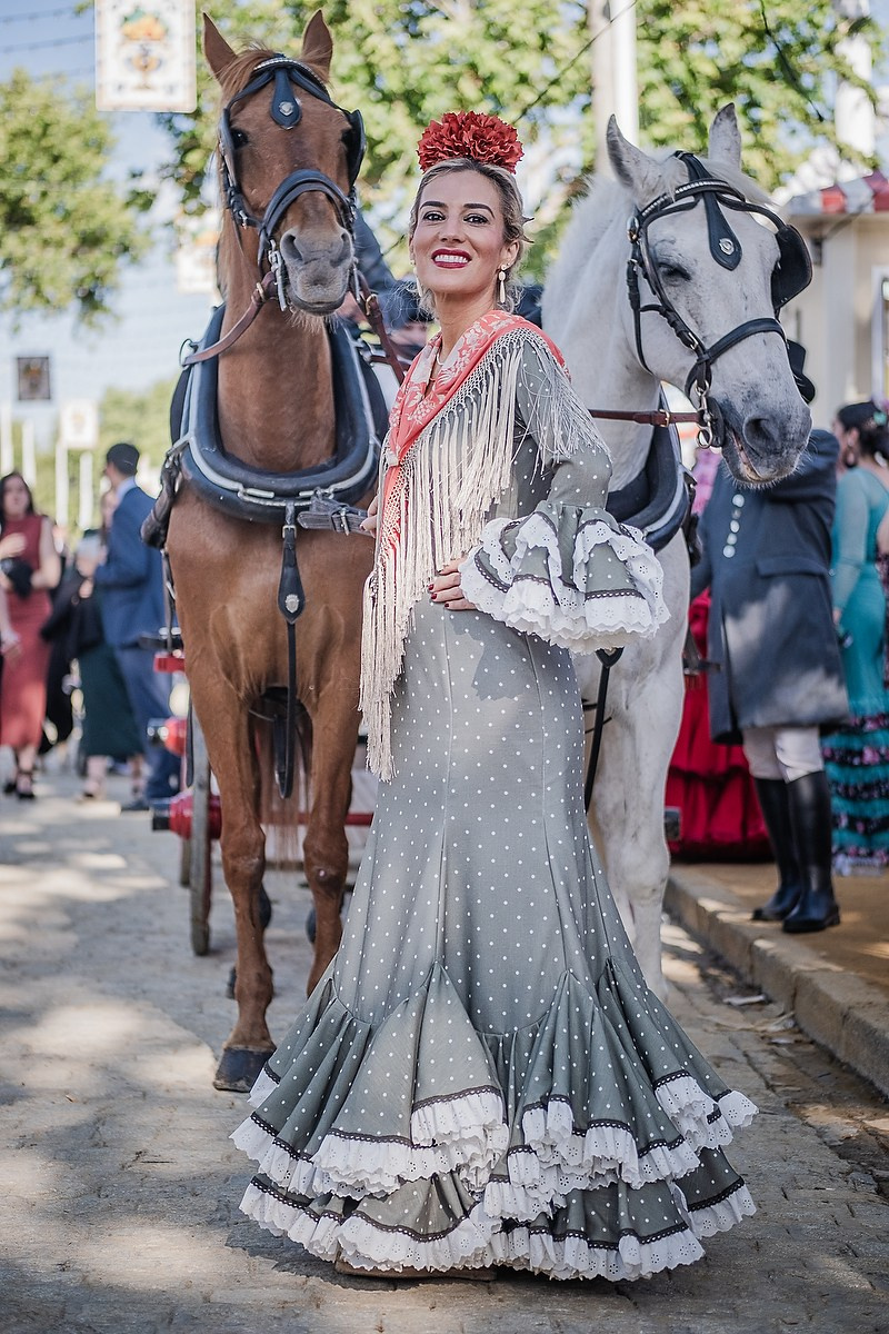 🌸 Feria de Abril 2025: un universo de luz, arte y raíces