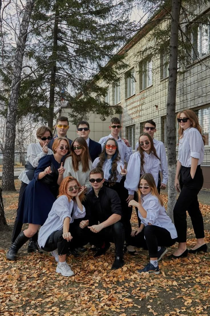 фото выпускников лицейfotografie colectiv clasăколлективное фото классаfoto 9 класс Молдовафото 9 класс Молдоваfoto 12 класс Кишиневфото 12 класс Кишиневfotograf grup școlar Chișinăuшкольный фотограф групповые фото