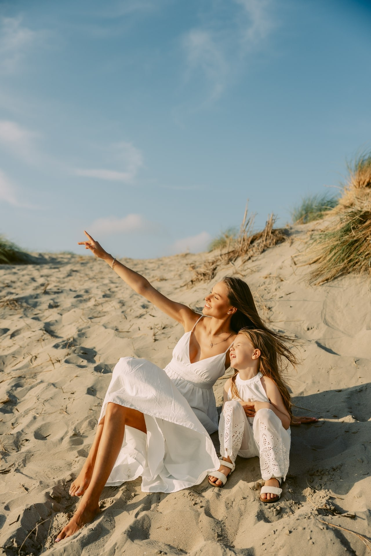 Mother & Daughter Photoshoot in the Dunes — Hoek van Holland. Romantic & Soulful Photography by Natalia Olhova in Rotterdam