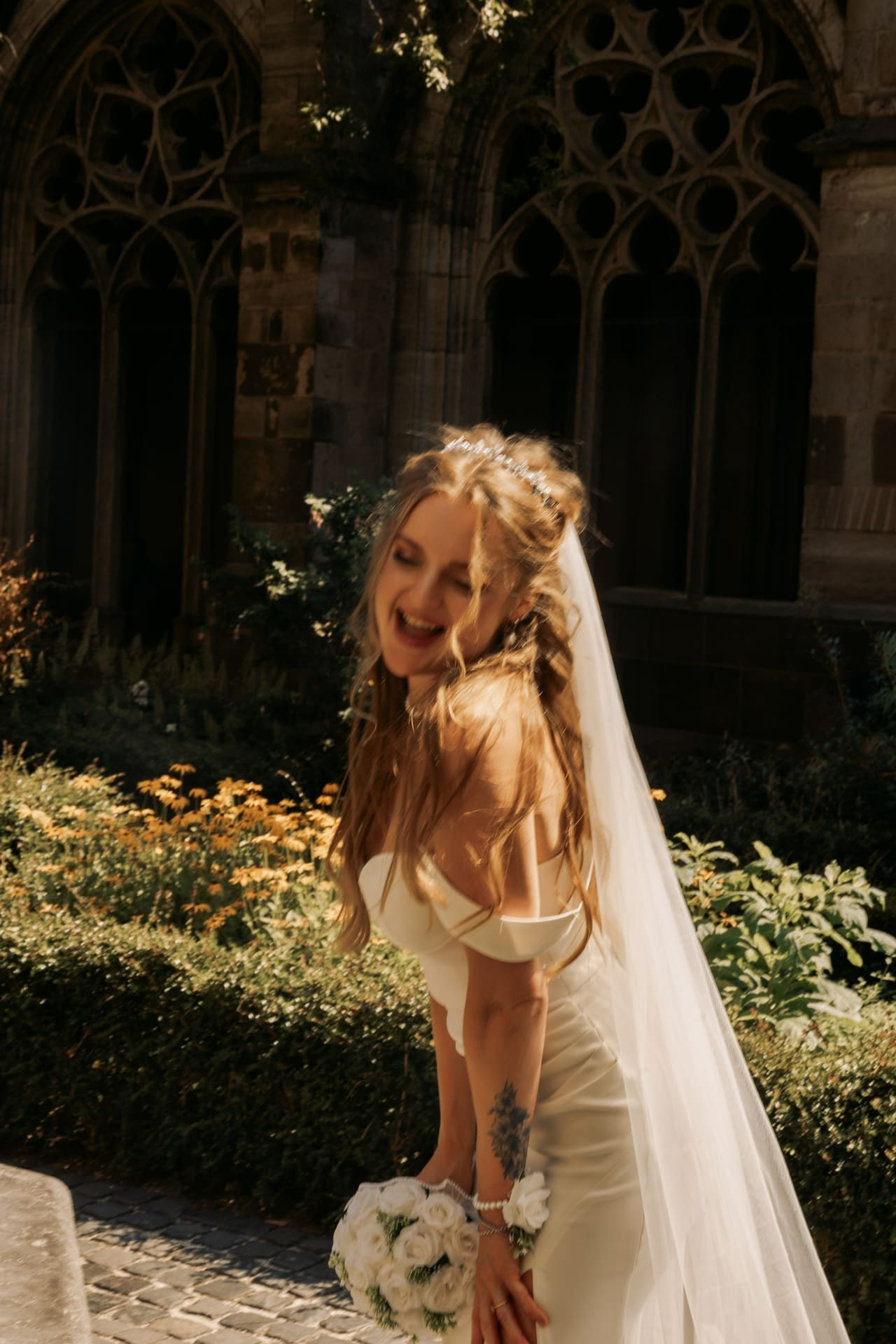 Summer Wedding Photoshoot in Utrecht — A Day to Remember. Romantic & Soulful Photography by Natalia Olhova in Rotterdam