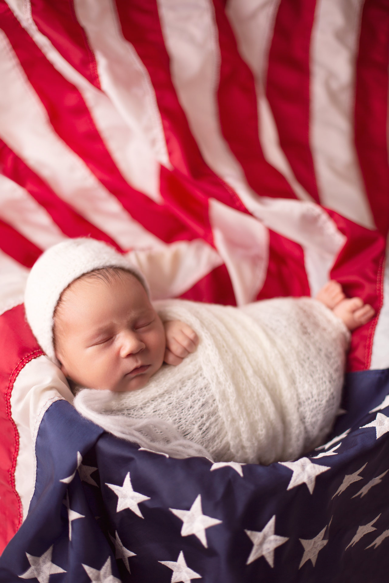 ANNA KOR Newborn Photographer in the UAE