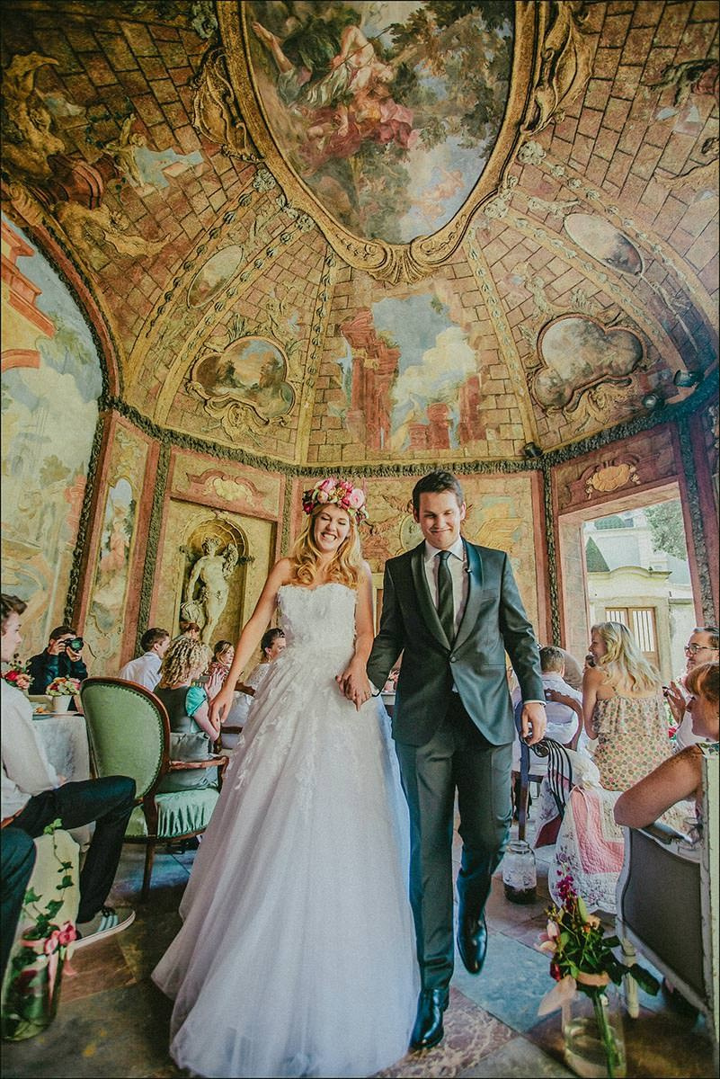 Michelle & Dan — Designer Vrtba Garden Wedding Photography, Prague