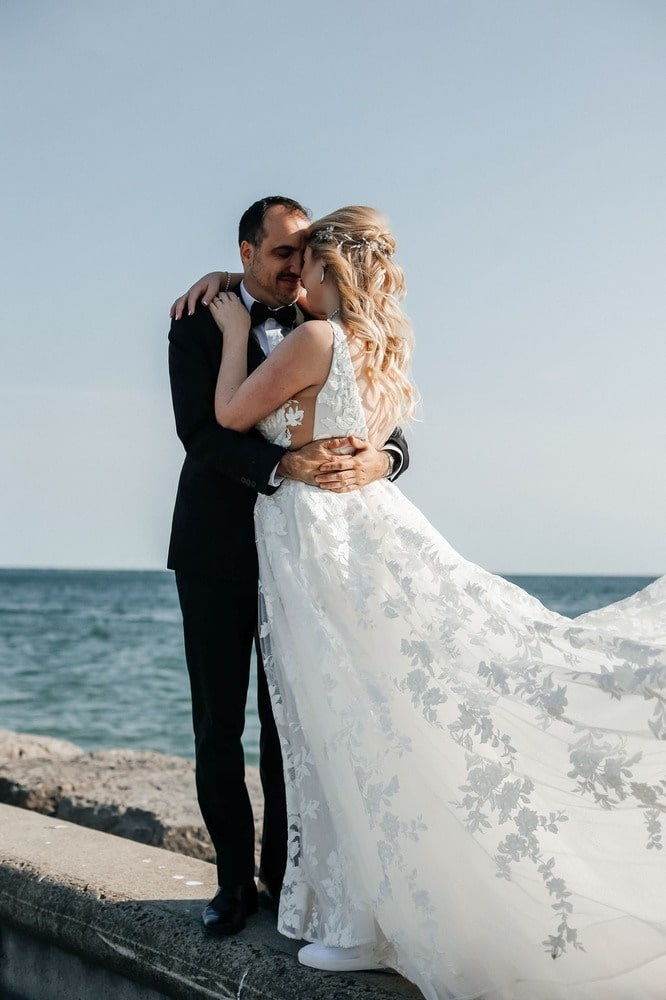 Romantic outdoor wedding portraits captured at a scenic venue in Ottawa.