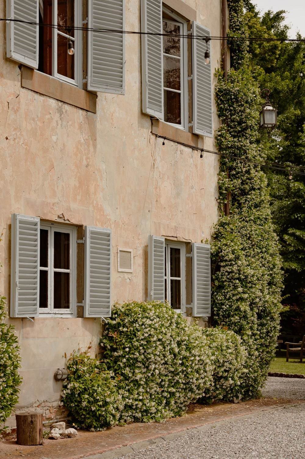 Wedding photography at Fattoria Mansi Bernardini, Lucca. Bella Vita Weddings — Wedding Photography in Dubai & Destination