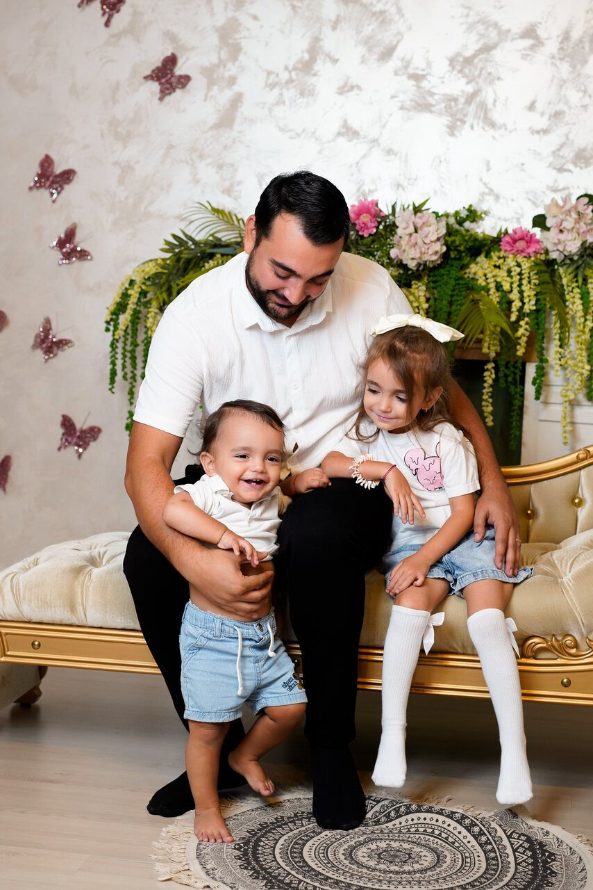 Sedinta foto aniversara si sedinta foto smash the cake. Cuibul foto