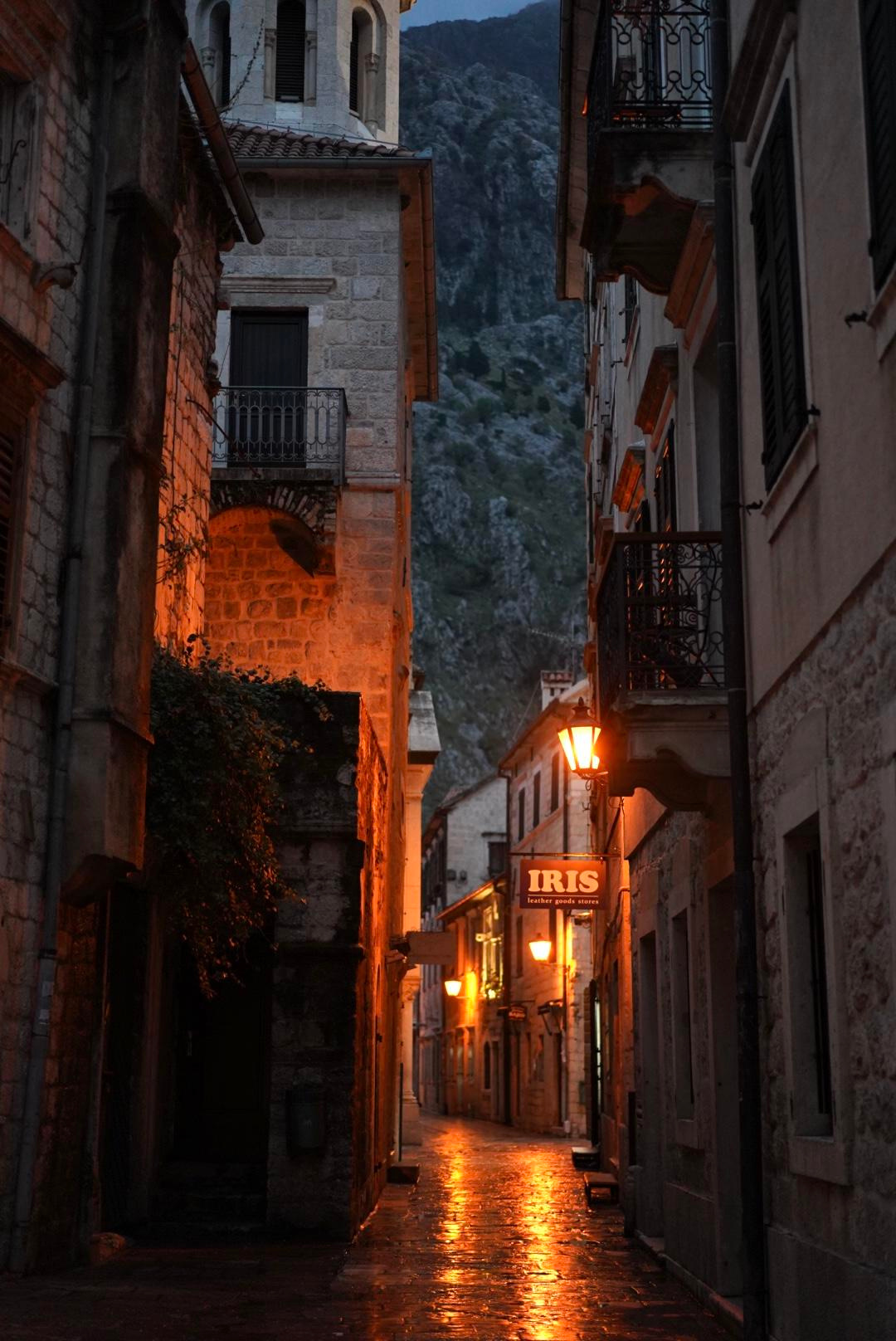 Otkrijte najbolje od Kotora: obavezna videti mesta i aktivnosti