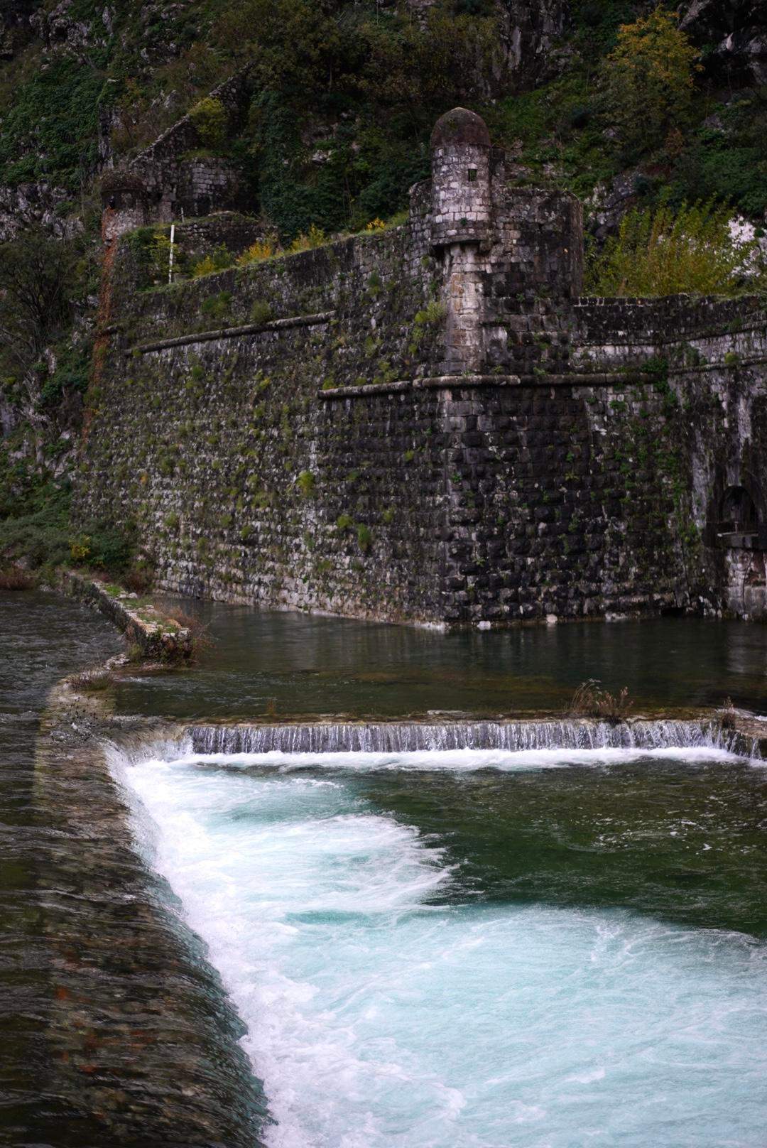 Otkrijte najbolje od Kotora: obavezna videti mesta i aktivnosti