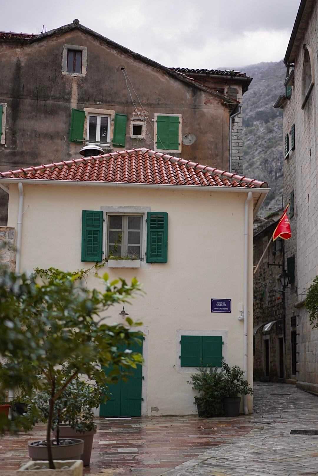 Otkrijte najbolje od Kotora: obavezna videti mesta i aktivnosti