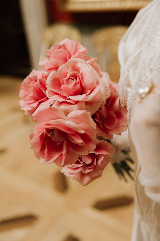 Bunter ausgefallener Brautstrauß für mutige Bräute