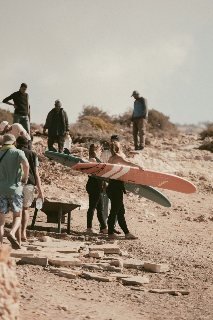 Travel and lifestyle fotografka. Dana Lišková — Empatická fotografka | Introspektivní umělkyně | Neurodivergentní koučka| Zakladatelka Artepy.cz