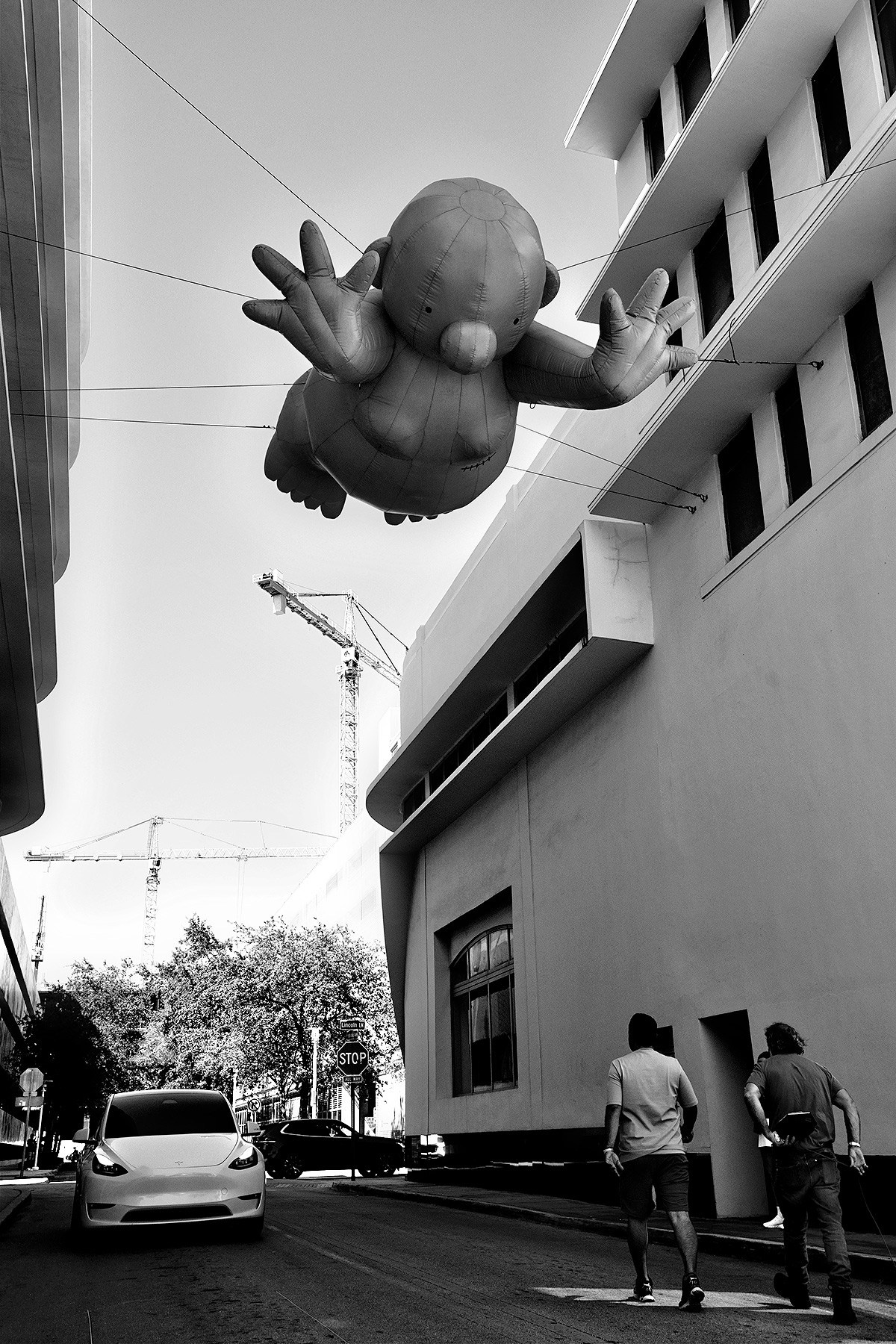 Miami Street Photography — Black & White Vertical Experiment with Light, Contrast & Structure, Breaking NYC Shooting Style. Emin Kuliyev — Award-Winning Wedding Photojournalist NYC & USA | Best Wedding Photographer Known for Candid, Timeless Moments