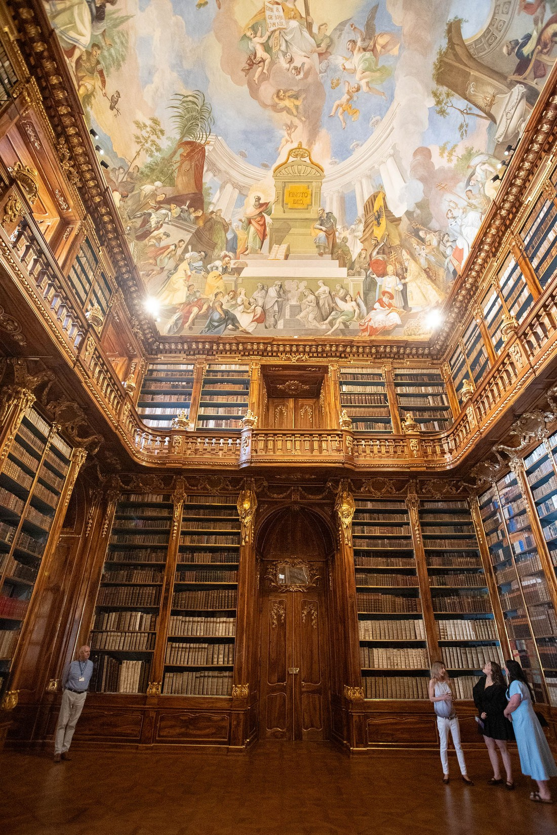 Strahov Library Prague Proposal | Surprise Engagement Photos in Prague