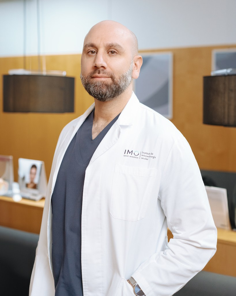 Фотосъёмка для частной клиники в Москве | Портреты врачей и рабочих процессов. Портретный фотограф в Москве — личные и бизнес-задачи | Денис Карелов